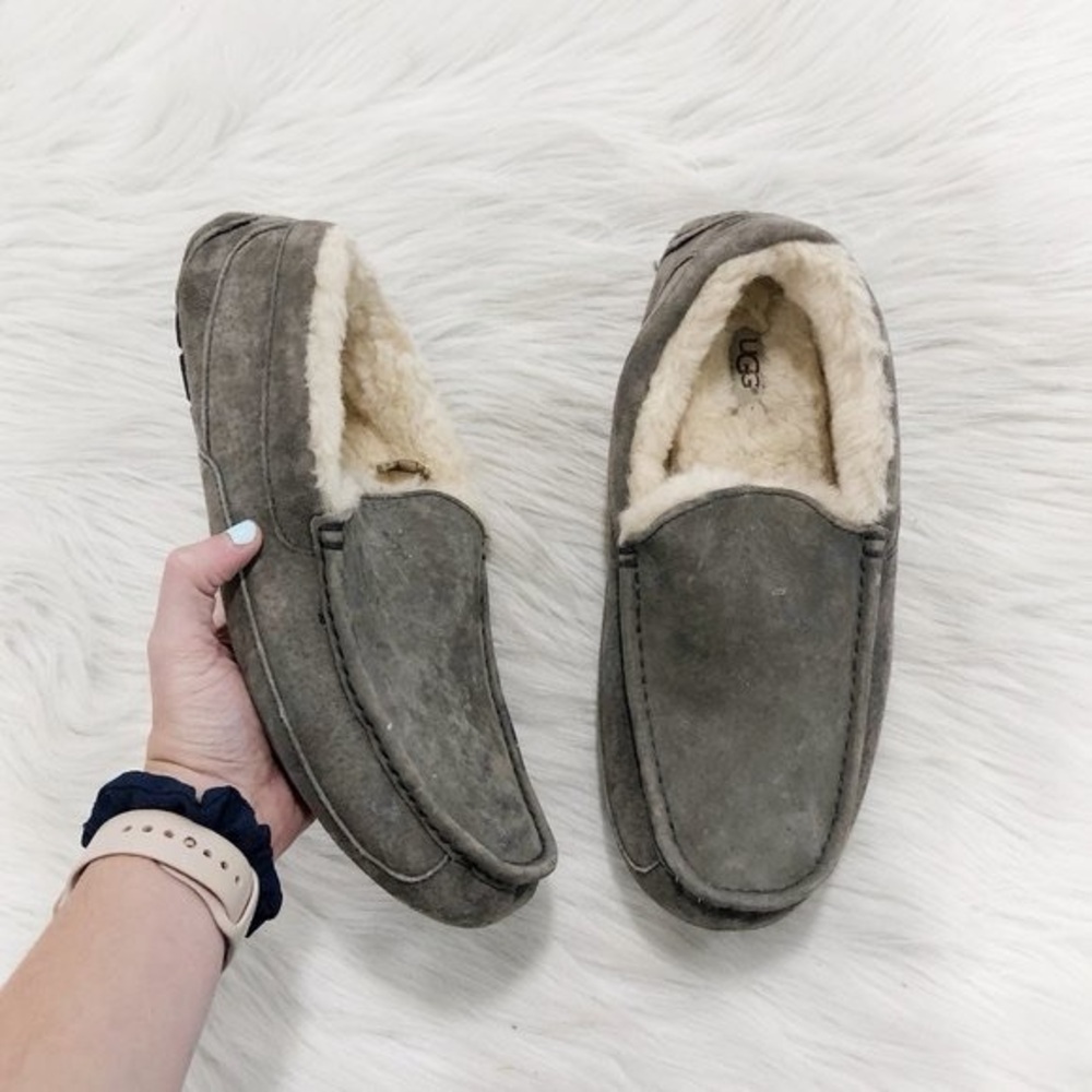UGG Gray and Cream Women's Slippers